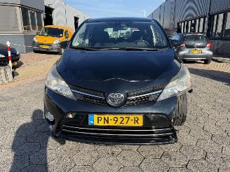 Toyota Verso 2.2 D-4D Panoramic 7p. picture 2