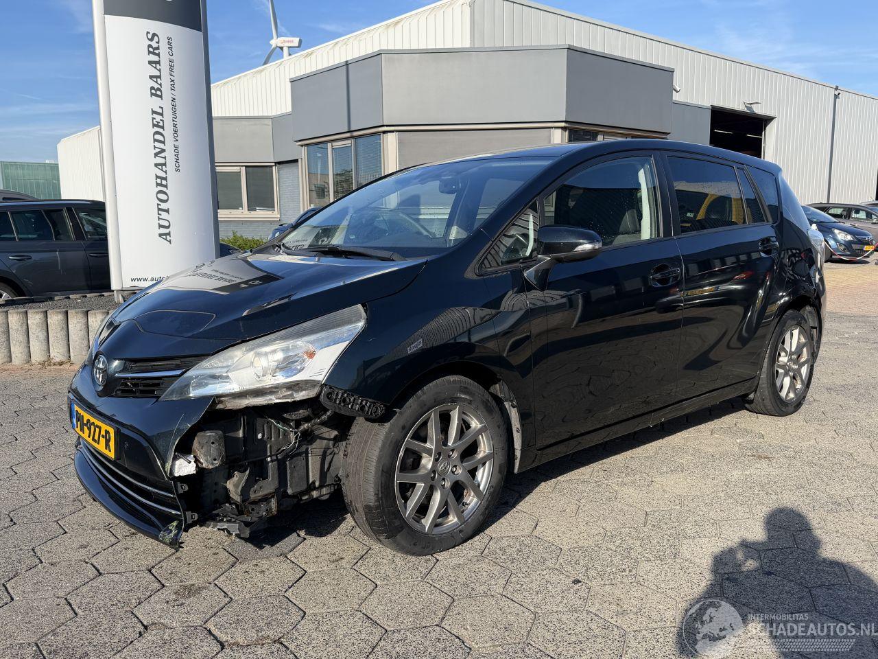 Toyota Verso 2.2 D-4D Panoramic 7p.