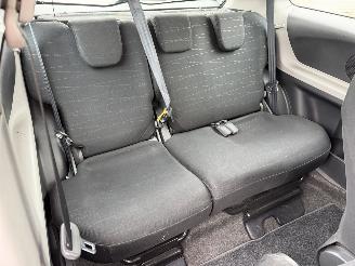 Toyota Yaris 1.0 VVTi Sol picture 9