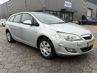 Opel Astra SPORTS TOURER picture 3