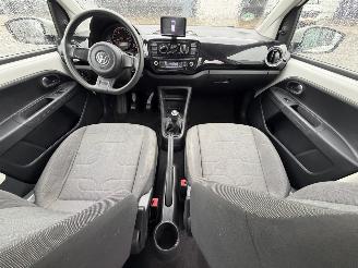 Volkswagen Up! 1.0 move up! BlueMotion picture 10
