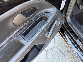 Volkswagen Up! 1.0 take up! picture 12