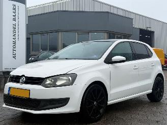 krockskadad bil auto Volkswagen Polo 1.2 Easyline 2012/1