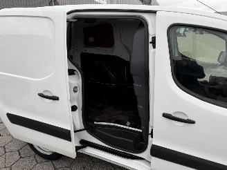 Peugeot Partner 120 1.6 BlueHDi 75 L1 XR picture 10