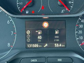 Opel Crossland X 1.2 Turbo Innovation picture 18