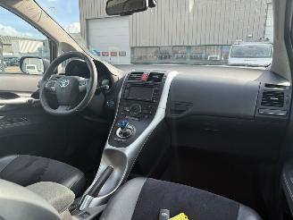 Toyota Auris 1.8 Full Hybrid Executive picture 15