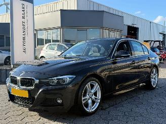 uszkodzony samochody osobowe BMW 3-serie 330e Edition M Sport Shadow Executive 2018/9