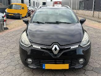 Renault Clio Estate 0.9 TCe Night&Day picture 2