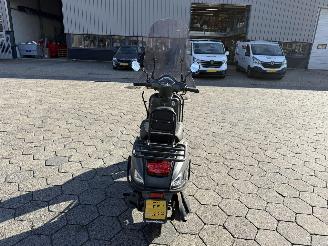 Senzo  Bromscooter RivaLux picture 4