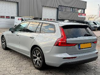 Volvo V-60 2.0 B3 Essential Edition picture 6