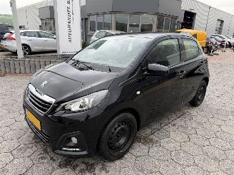 damaged passenger cars Peugeot 108 1.0 e-VTi Active 2018/7