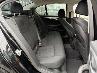 BMW 5-serie 520i Executive picture 13