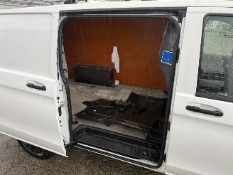 Mercedes Vito 111 CDI Lang picture 12