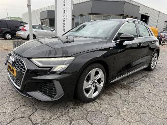 škoda osobní automobily Audi A3 Sportback 35 TFSI S edition 2022/4