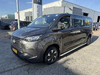 uszkodzony samochody osobowe Ford Custom 340 2.5 PHEV L2H1 Trend 2025/2