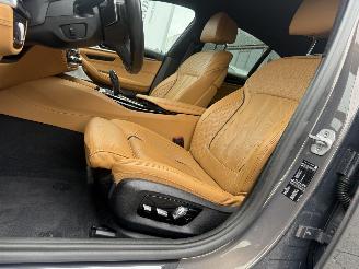 BMW 5-serie 540i Individual NAP High Executive Edition picture 16