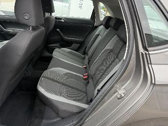 Volkswagen Polo 1.0 TSI Automaat picture 10