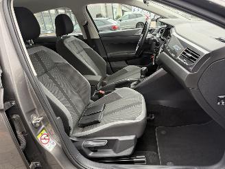 Volkswagen Polo 1.0 TSI Automaat picture 14