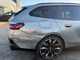 BMW i5 M Touring eDrive40 84 kWh picture 11