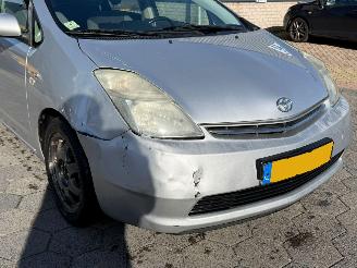 Toyota Prius 1.5 VVT-i picture 11