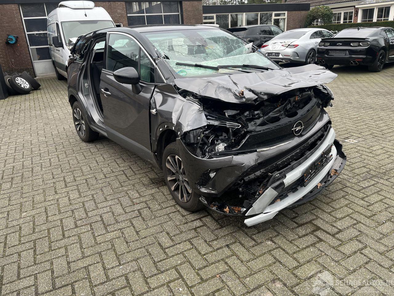 Opel Crossland 1.2 TURBO AUTOMAAT EDITION.