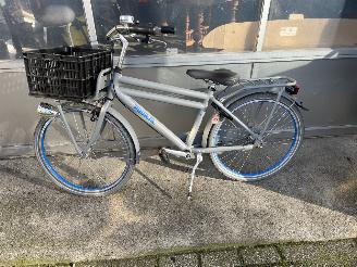 Cortina  jongensfiets met mandje versnelling picture 1