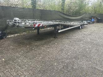 dañado remolque -  Doornwaard. oplegger autotransport. 2007/6