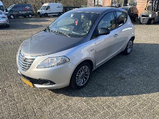 Lancia Ypsilon 0.9 twin air silver line. picture 2