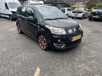 Schadeauto Citroën C3 picasso 1.6 VTI AURA. LPG. LIMiTED EDITION 2010/5