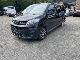Opel Zafira Zafira 2.0 CDTI L3 H1 9 persoons picture 2