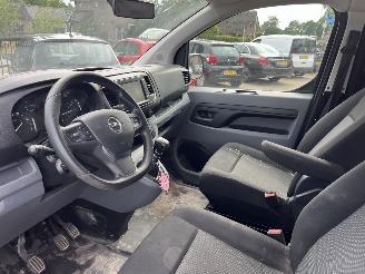 Opel Zafira Zafira 2.0 CDTI L3 H1 9 persoons picture 5