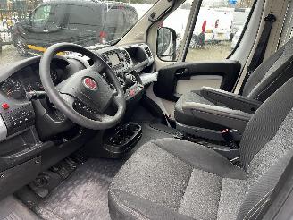 Fiat Ducato 2.3 MAXI PKW 9 PERSOONS  PLUS INVALIDE LIFT. picture 5