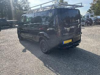 Ford Transit Custom 2.0 TDCI L2 DUBBEL CABINE LANG  TREND  EDITION picture 3