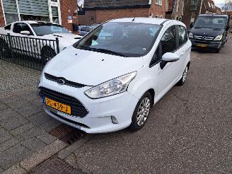 Coche accidentado Ford B-Max 1.0i 2017/1