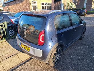 Volkswagen Up! 1.0 CROSS picture 4