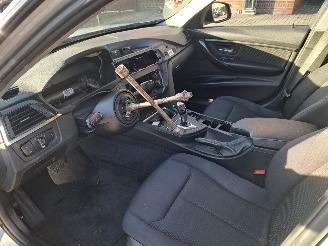 BMW 3-serie 316i automaat picture 5