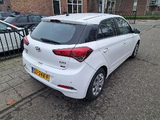 Hyundai I-20 1.2 HP-i-motion picture 5