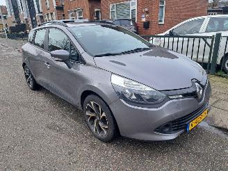 Voiture accidenté Renault Clio 0.9 tce autentque 2013/11