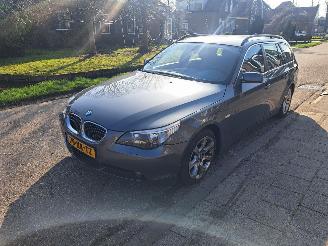 Unfallwagen BMW 5-serie 523i businuss line automaat 2007/6