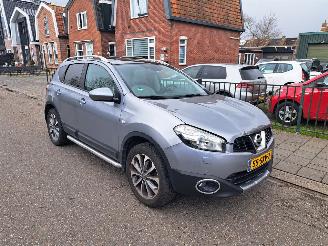 Nissan Qashqai 2.0i tekna automaat picture 2