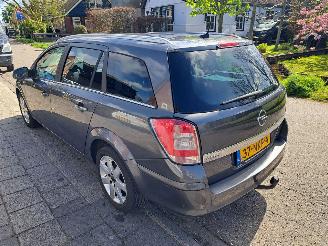 Opel Astra 1.6 cosmo picture 5