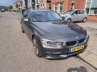 Unfallwagen BMW 3-serie 3531 Xdrive high exec. automaat 2013/1
