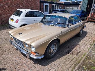 Vaurioauto  passenger cars Jaguar Xj-6 4.2i automaat 1969/11