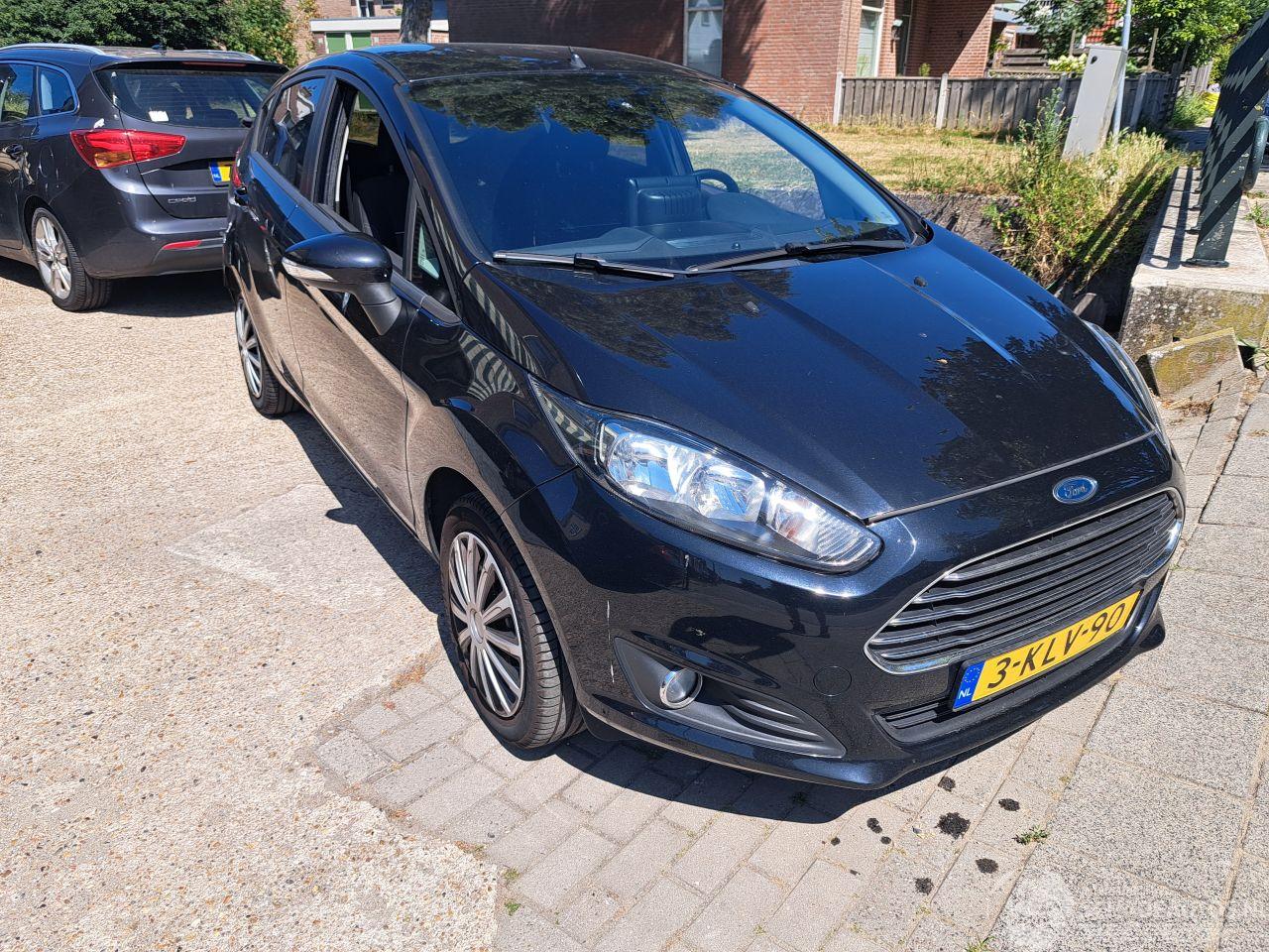 Ford Fiesta 1.0i champion