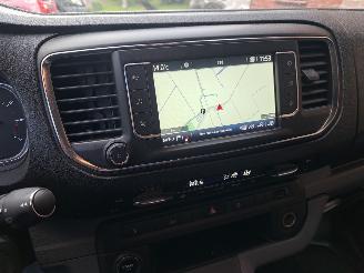 Toyota Proace Compact 2.0 D-4D profession picture 8
