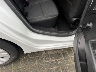 Renault Clio 1.0 TCe ZEN NAVI picture 15