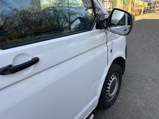 Volkswagen Transporter 2.0 TDI BM BLUEMOTION AIRCO NAVI picture 9