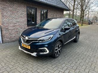 Renault Captur 1.3 TCe 150PK INTENSE AUTOMAAT NAVI picture 2