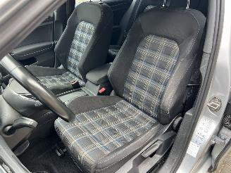 Volkswagen e-Golf ELEKTRISCH NAVI picture 19