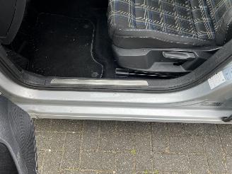 Volkswagen e-Golf ELEKTRISCH NAVI picture 11